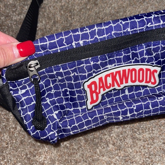 backwoods fanny pack - Picture 4 of 4